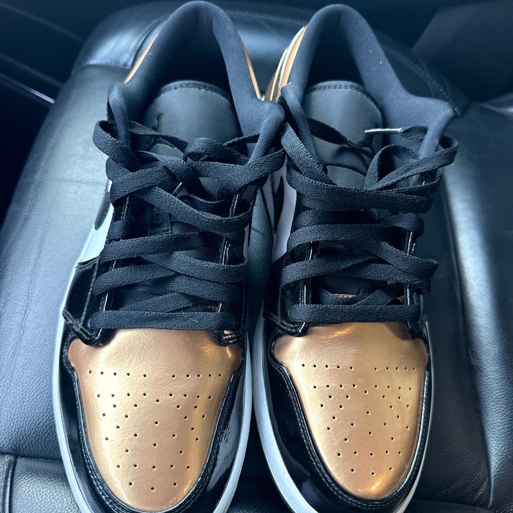 Nike shoe bundle - Picture 4 of 5